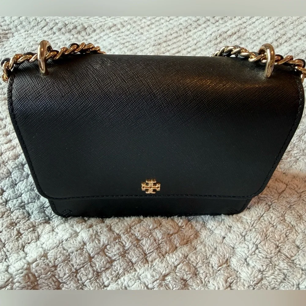 Tory Burch Black Saffiano Leather Shoulder or crossbody bag in black w/Gold Logo